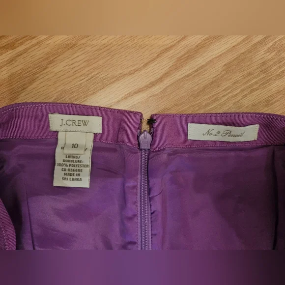 EUC JCREW No 2 wool pencil skirt size 10 lilac - Picture 3 of 3